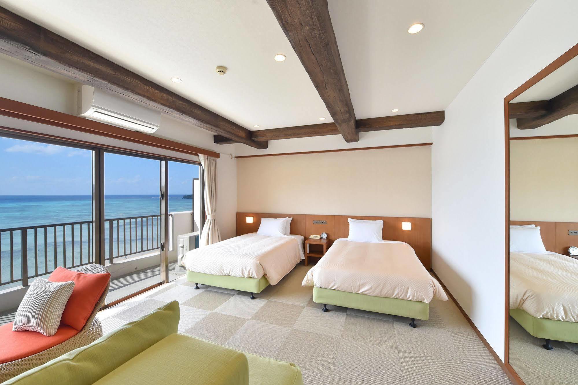 Ishigaki Seaside Hotel Zewnętrze zdjęcie